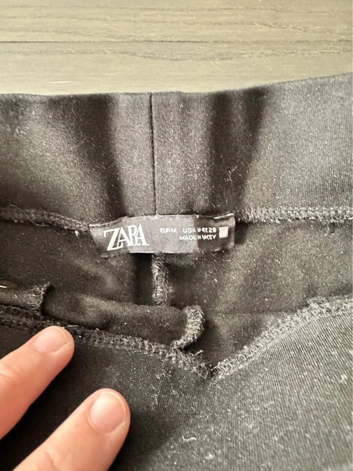 Women's Pants Bundle: Zara Jeans & Leggings + H&M Jeans - photo 4