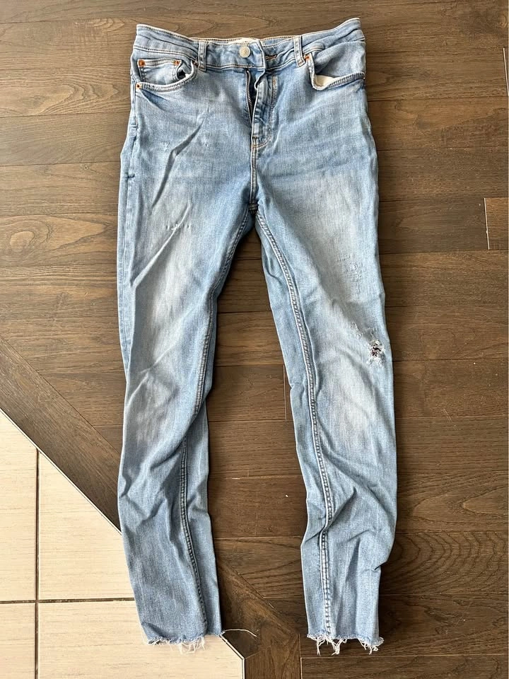 Women's Pants Bundle: Zara Jeans & Leggings + H&M Jeans - photo 5