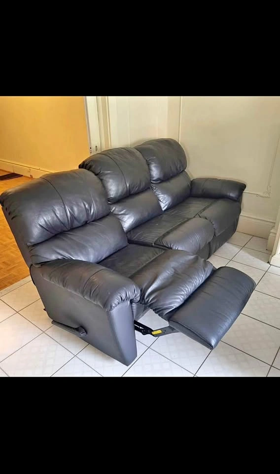 Reclining leather couches for sale. In great condition.