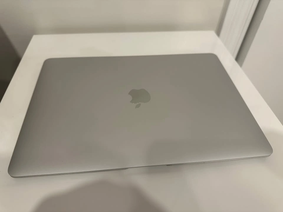 MacBook Air M1 2020 - photo 2