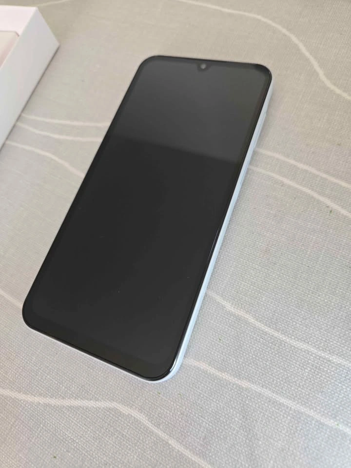 New Open Box Samsung Galaxy A15 White 128GB - photo 2