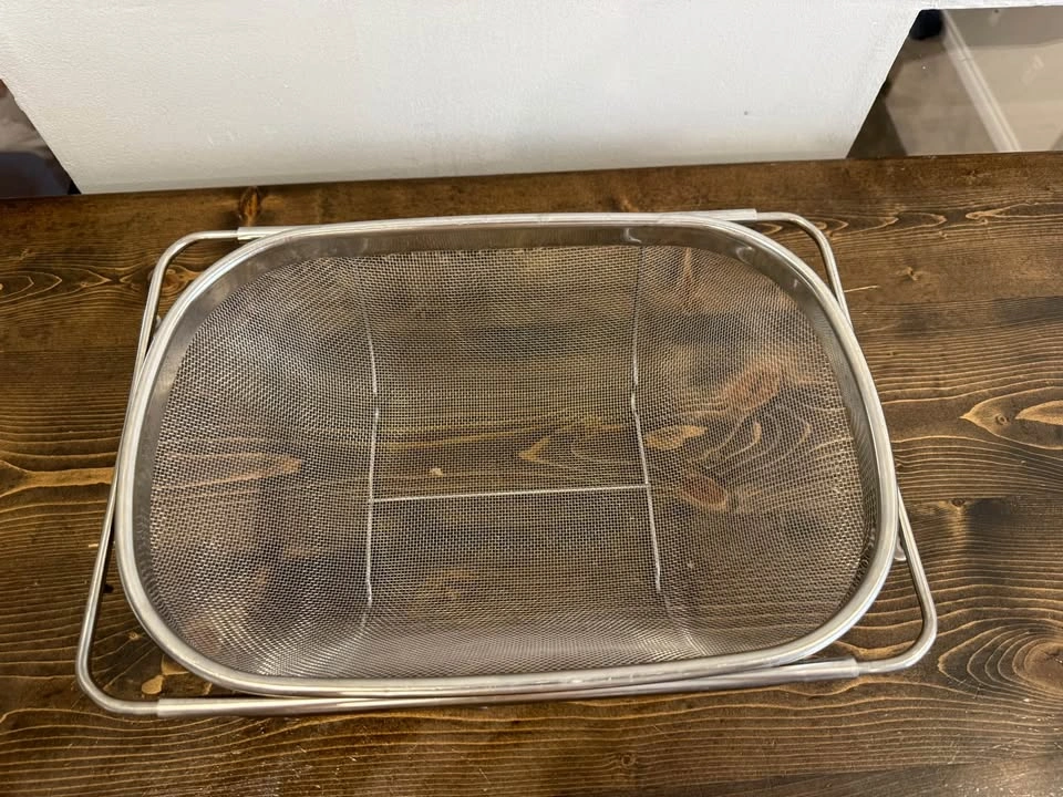 Over The Sink Colander, 18/8 Stainless Steel Fine Mesh Strainer - photo 2