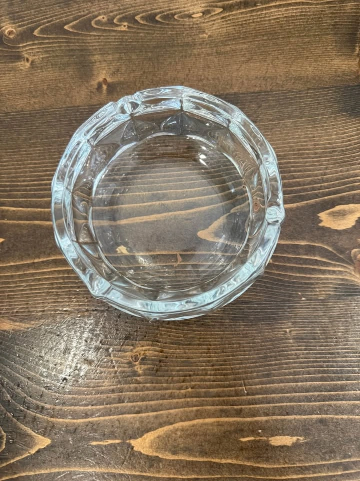 Transparent Crystal Ashtray - 4.6 Inch Large Capacity - photo 4