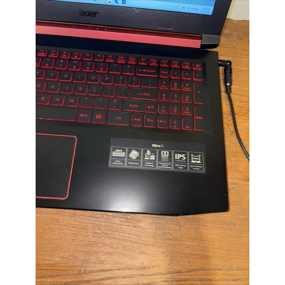 Acer Nitro 5 Laptop - i5-8th Gen, GTX 1050, 16GB RAM image indicator(6)