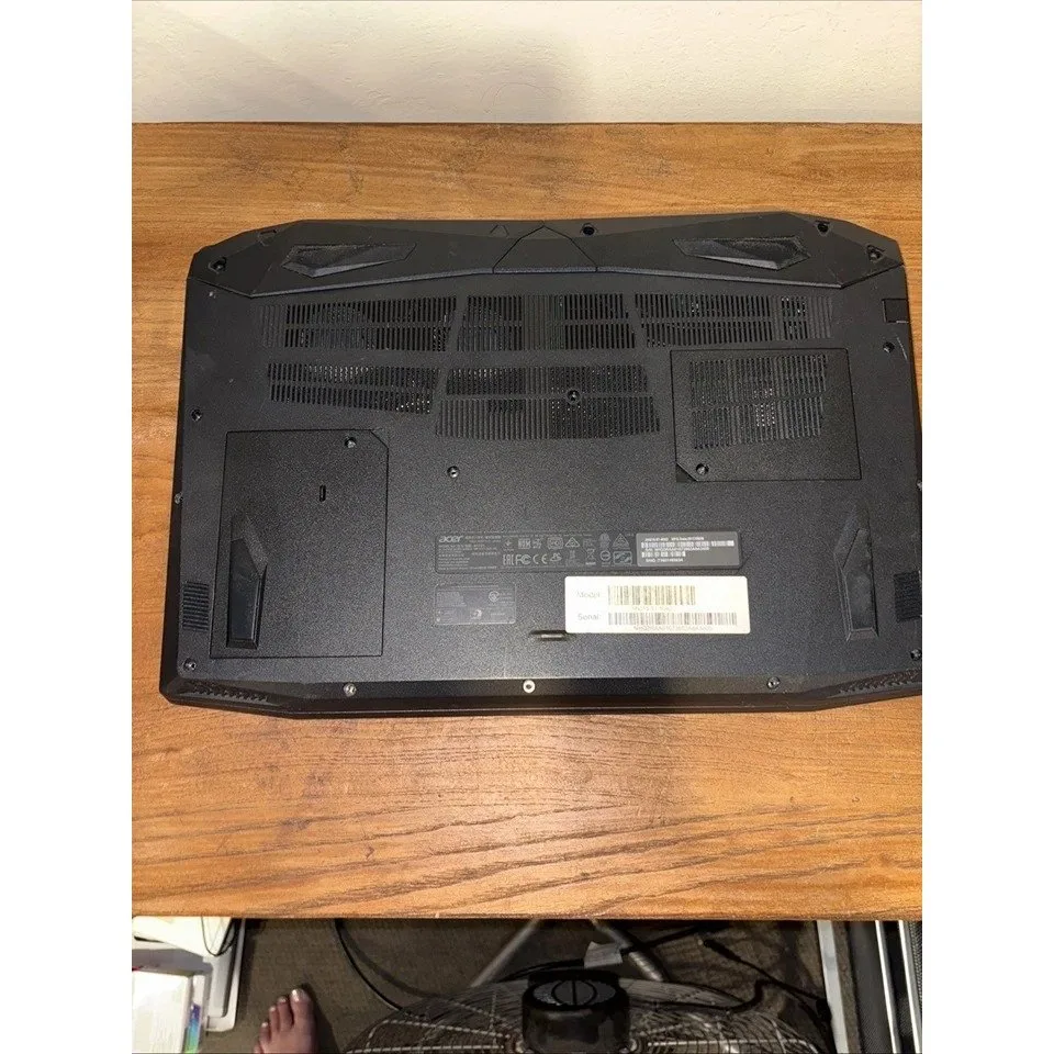 Acer Nitro 5 Laptop - i5-8th Gen, GTX 1050, 16GB RAM image indicator(8)