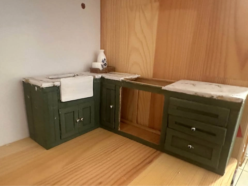 Wooden Custom Decorated IKEA Dollhouse - photo 4