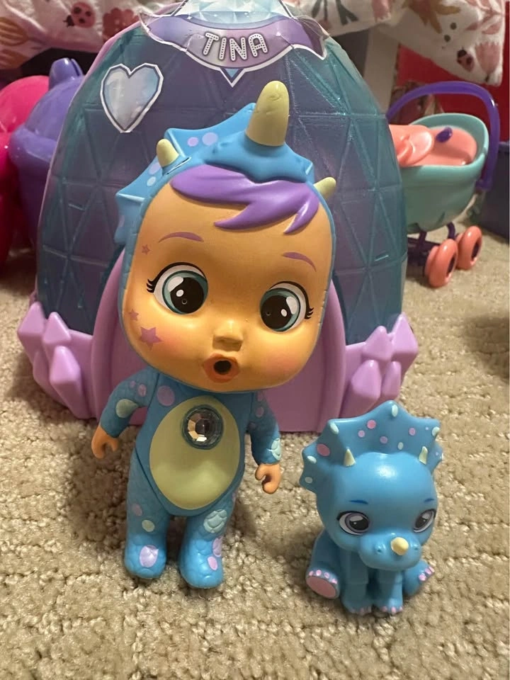 Cry baby doll - Tina