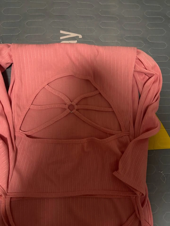 Pink Ribbed Dress w/ Feather Sleeves 💖 - photo 4