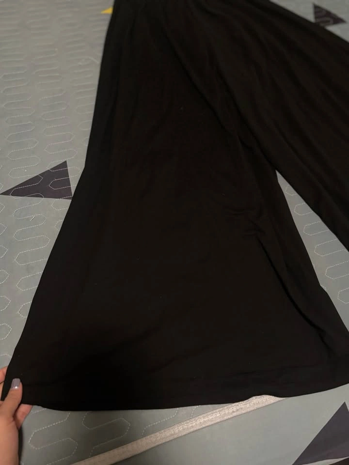 Black Flowy Culottes – Skirt Style Pants - photo 2