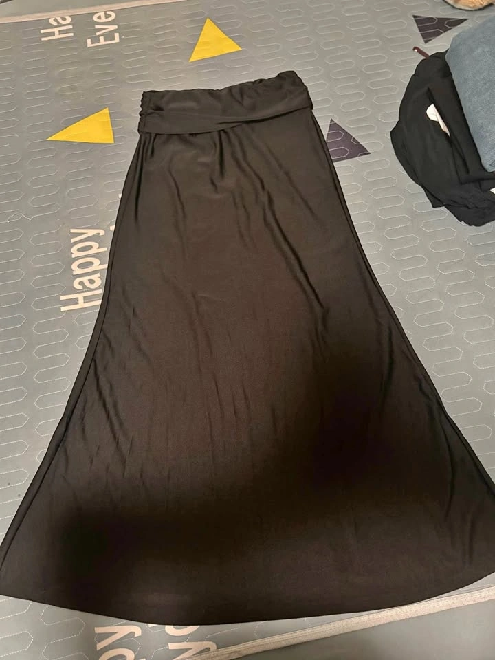 Black Satin Maxi Skirt – Elegant & Flowy
