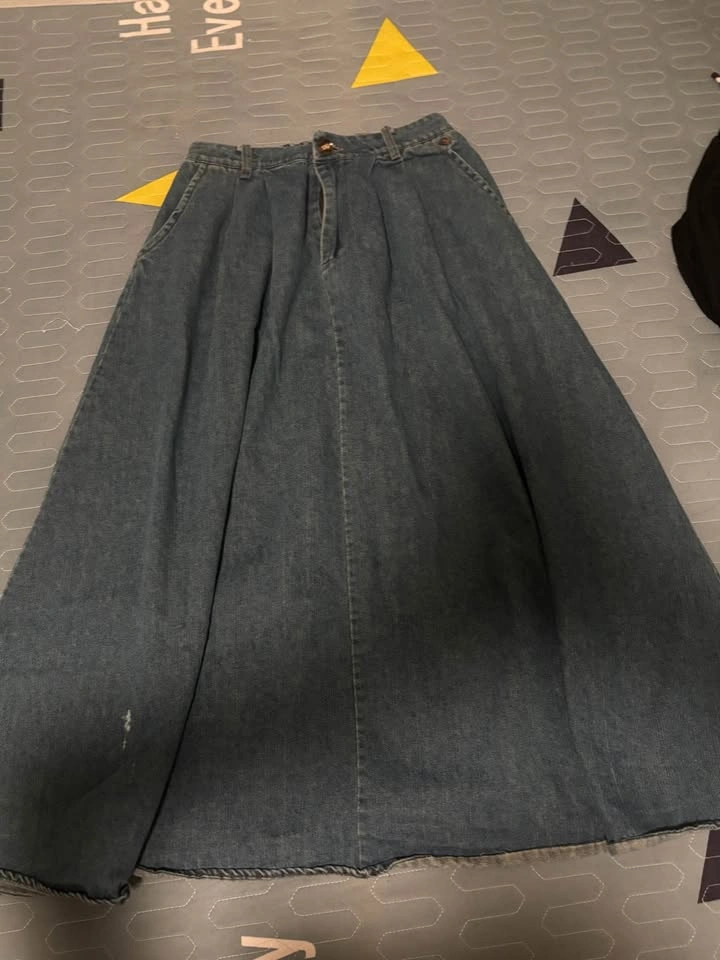 Denim Midi Skirt – Vintage Style - photo 2