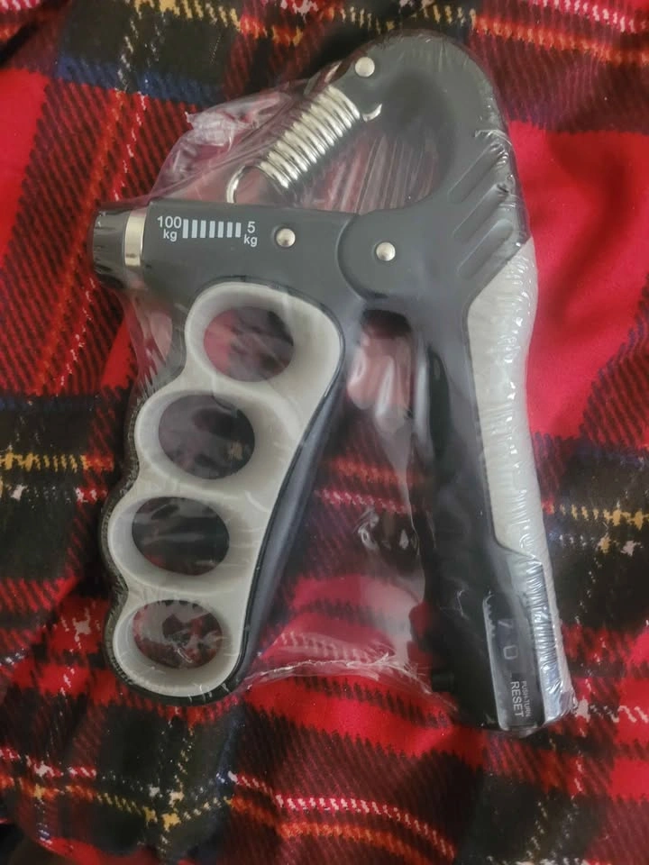 Adjustable Grip Trainer (5-100kg) with Rep Counter - photo 2