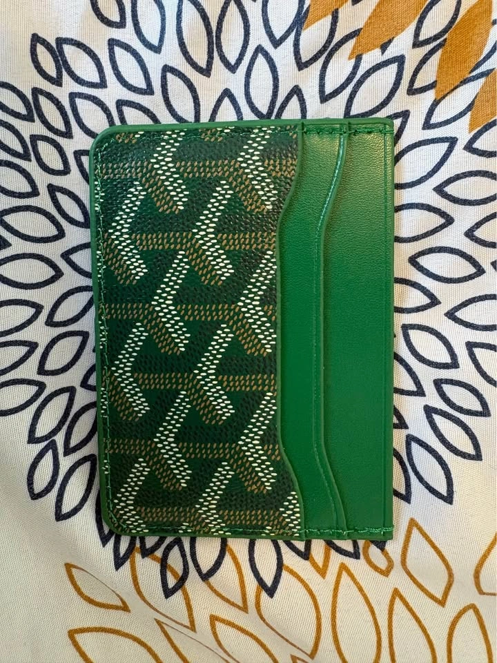 Goyard Green Card Holder - photo 3