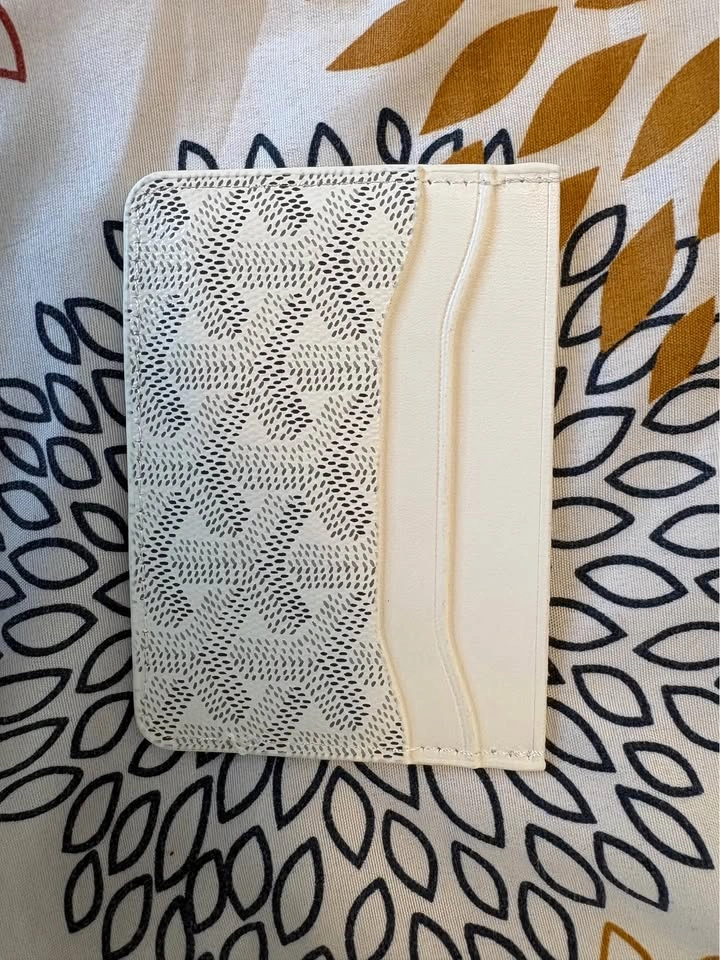 Goyard White Card Holder Wallet - photo 3