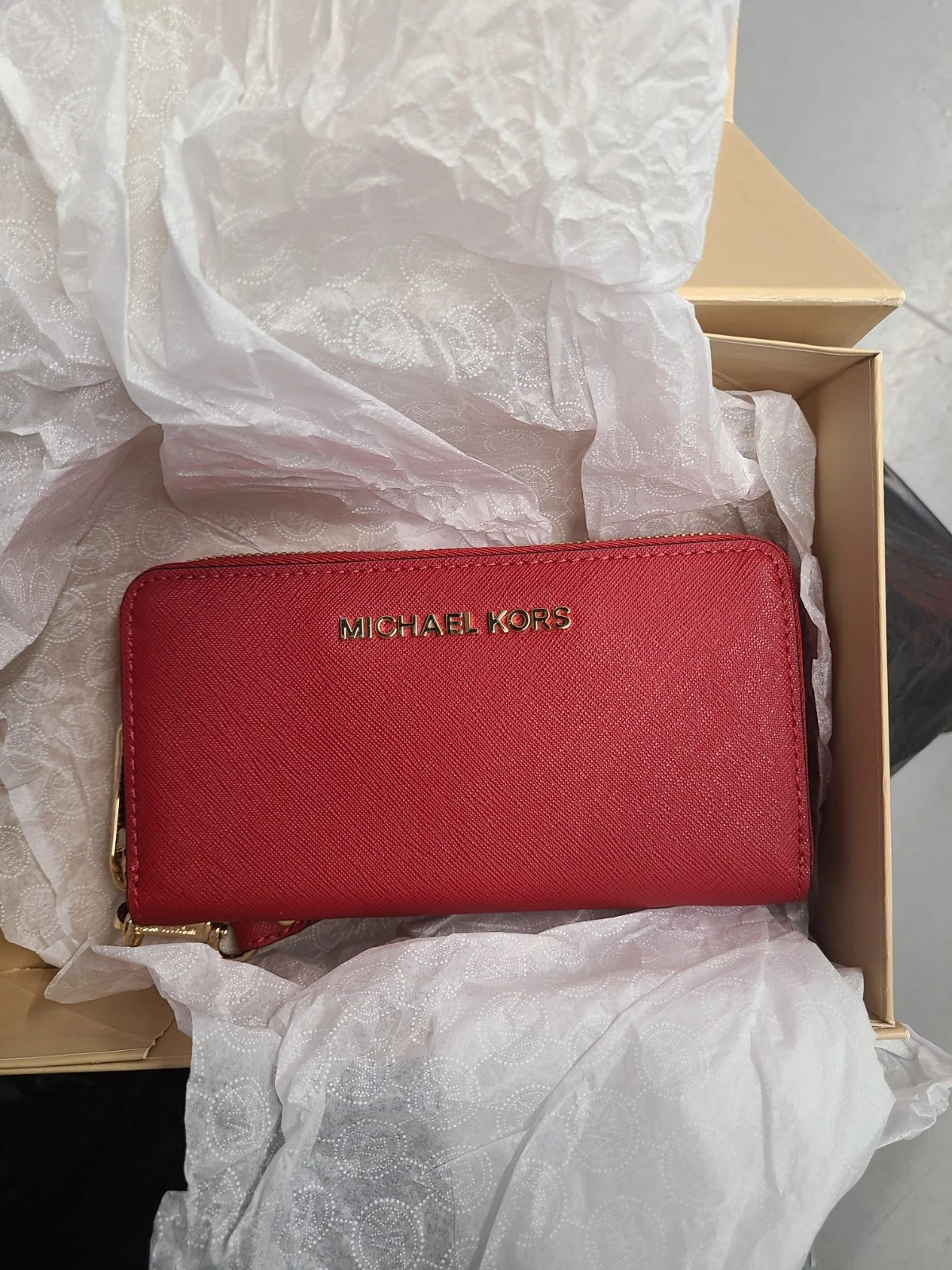 Michael Kors Jet Set Travel Continental Wristlet Wallet - Red