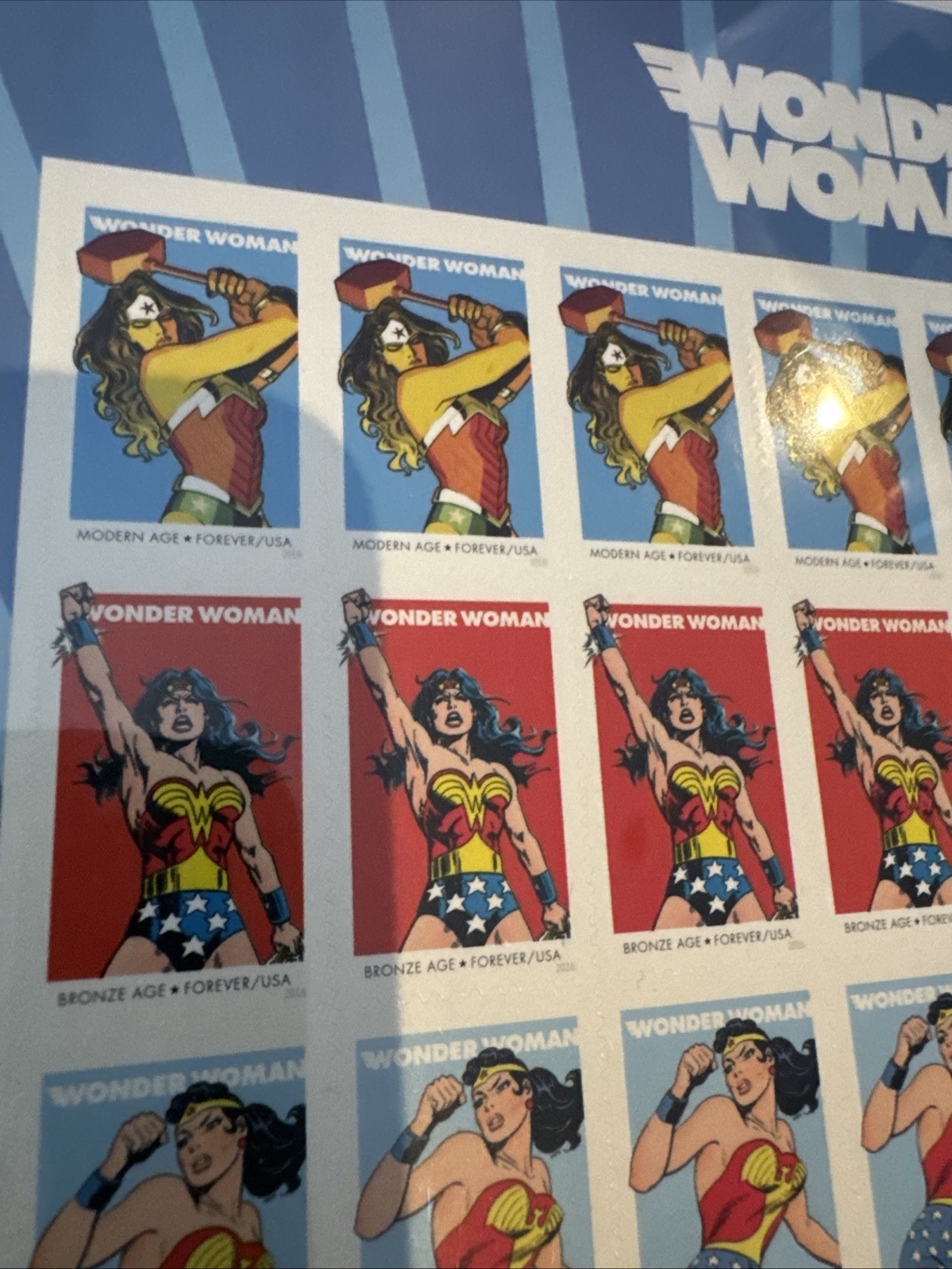 2016 USPS Wonder Woman Forever Stamp Full Sheet (20 Stamps) - photo 4