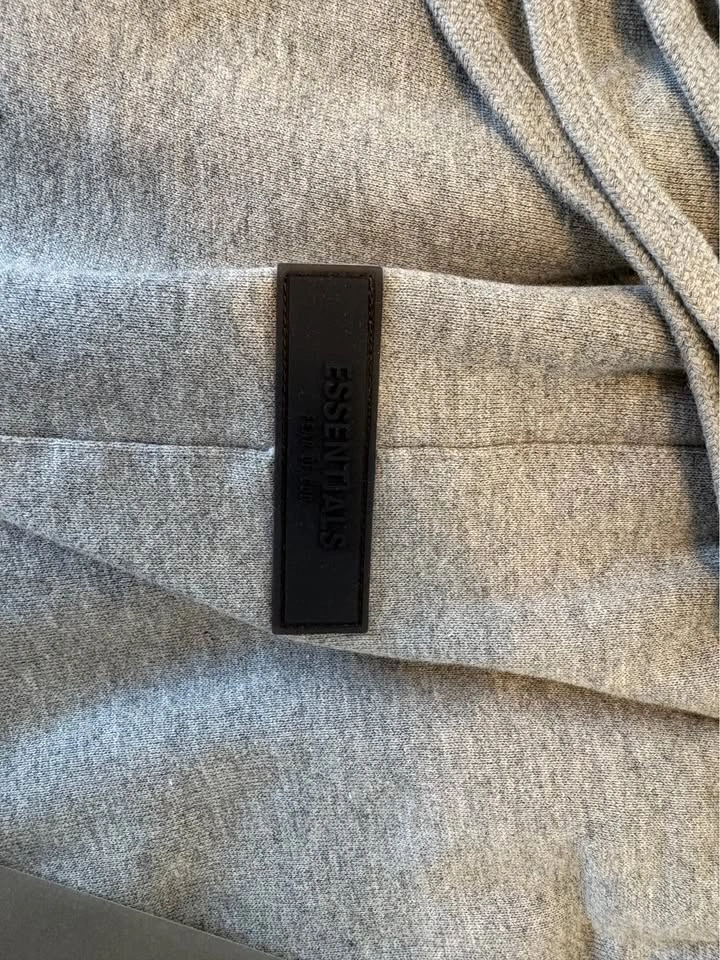 Essentials Fear of God PacSun Grey Sweat Shorts - Medium - photo 2