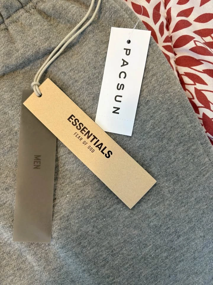Essentials Fear of God PacSun Grey Sweat Shorts - Medium - photo 4