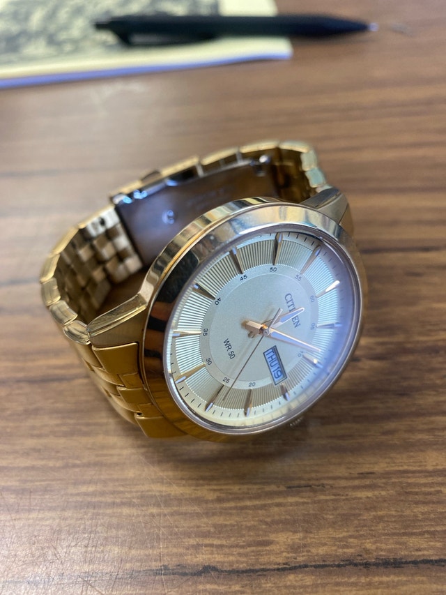 Gold Citizen Watch - photo 4