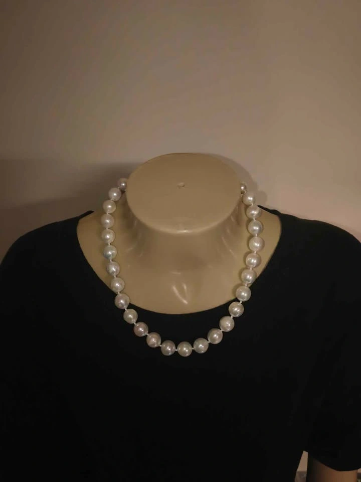 Fresh Water Pearl Necklace - photo 2
