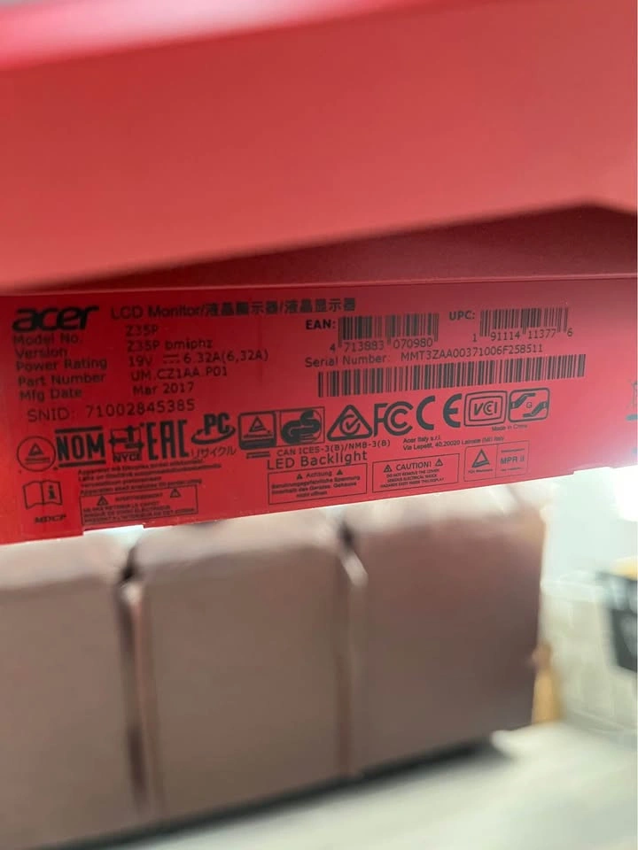 Acer Predator UltraWide Curved Monitor - photo 4