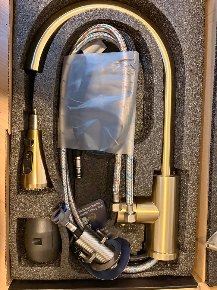 NEW Appaso Kitchen Faucet – Pull Down Sprayer (Open Box)
