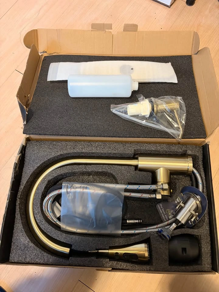 NEW Appaso Kitchen Faucet – Pull Down Sprayer (Open Box) - photo 2
