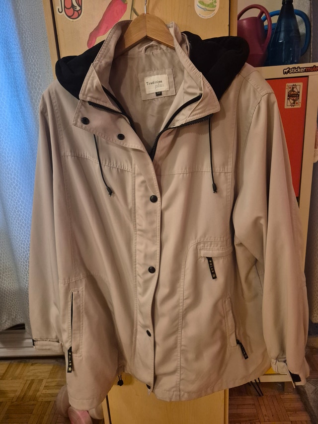 Traditions Plus Men's Light Coat - Size 24W - Lightly Worn