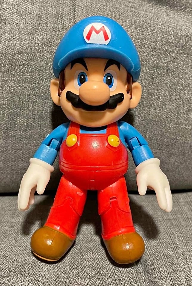 World of Nintendo Jumpman Ice Mario 4" Action Figure by JAKKS (2