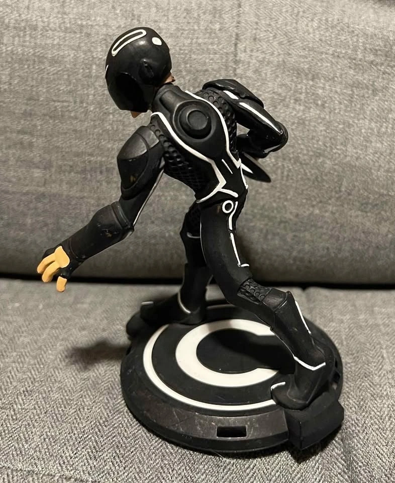Disney Infinity 3.0 Sam Flynn Tron Figure - photo 3