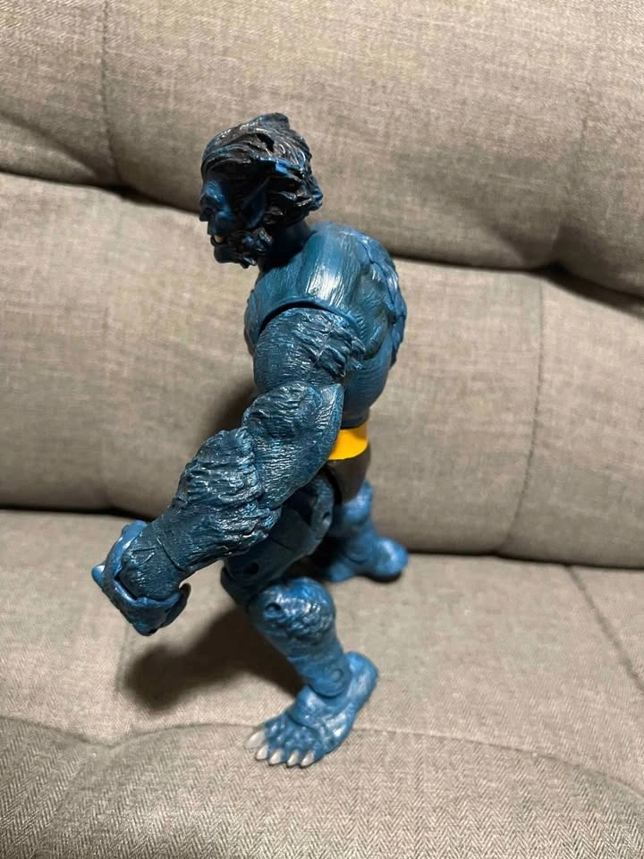 2003 Beast Marvel Legends Series 5 Action Figure - photo 3