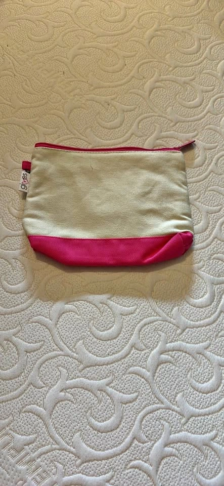 31 Gives Canvas Makeup Pouch
