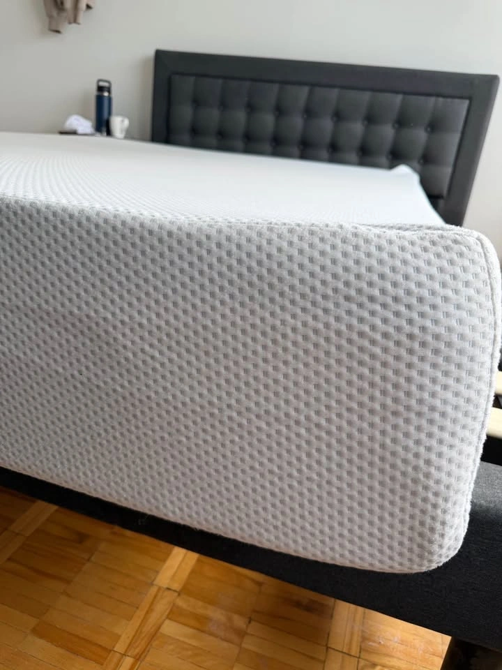 Premium queen 10” mattress - photo 4