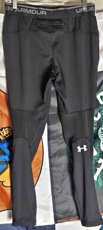 Under Armour Men’s Compression ColdGear Tights. Large - $35.