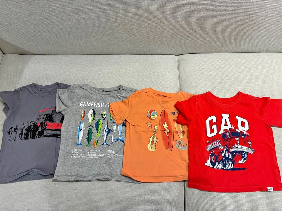Kids T-Shirt Bundle - 4 Shirts incl. GAP Fire Truck Tee size 3