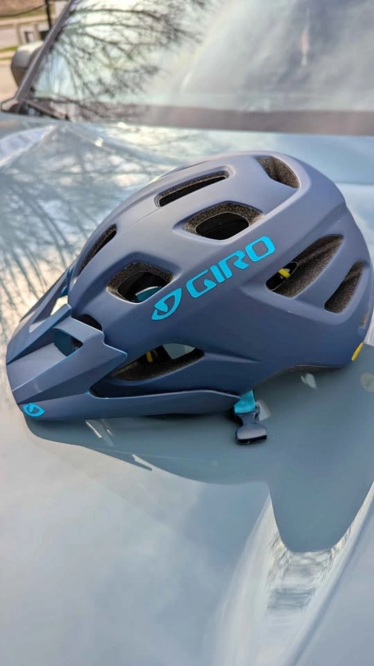 Giro Verce MIPS Bike Helmet - Adult