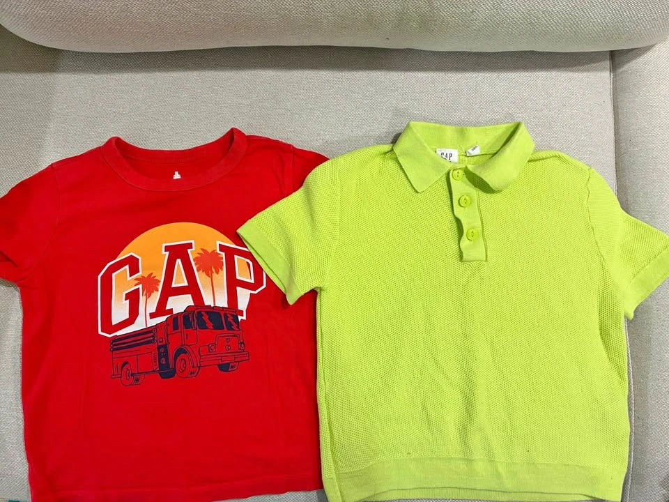 2 GAP Kids Shirts Size 5