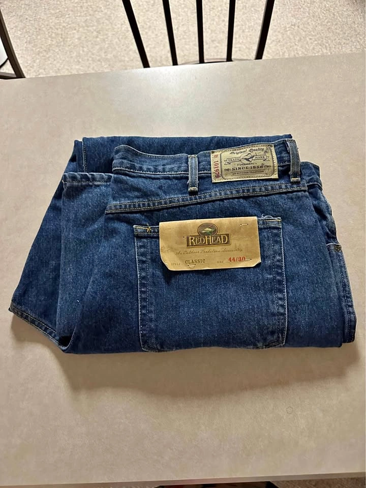 Jeans Red head size 42x30 $15 or best offer