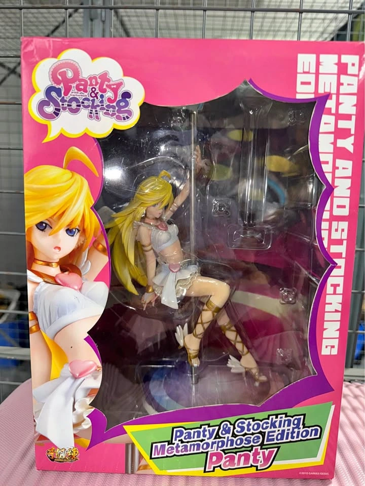 Panty and Stocking w/ Garterbelt Metamorphose Panty 1/7 PVC Figu