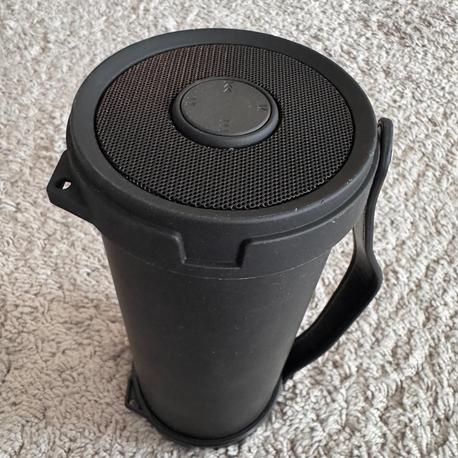 2BEAT Bluetooth TWS Speaker - Good Condition, Box, Manual, FM Ra - photo 4