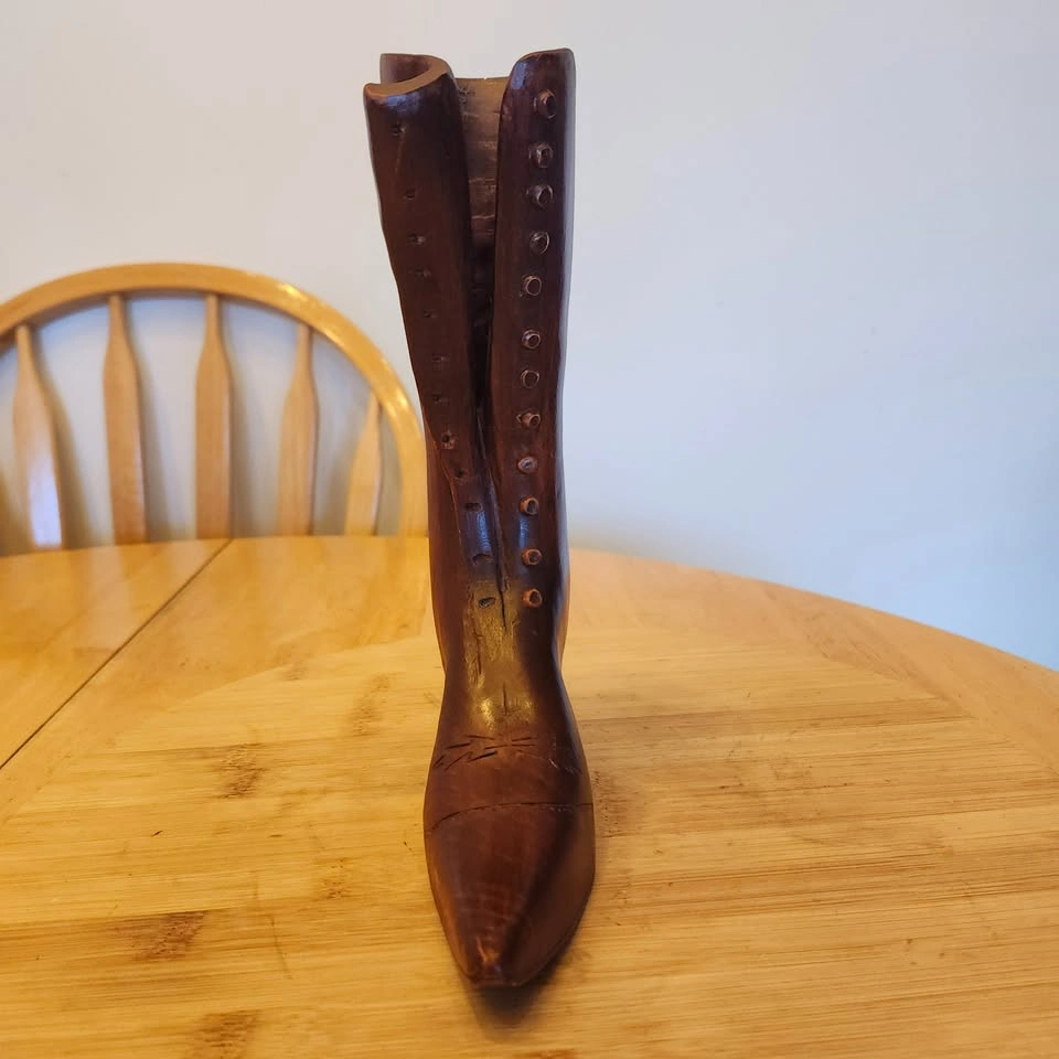 🌱 Carved Wood, Ladies Old Fashioned Dress Boot - photo 3