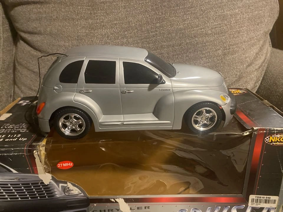 NKOK Chrysler PT Cruiser 1:12 RC Car Silver w/Box - photo 5