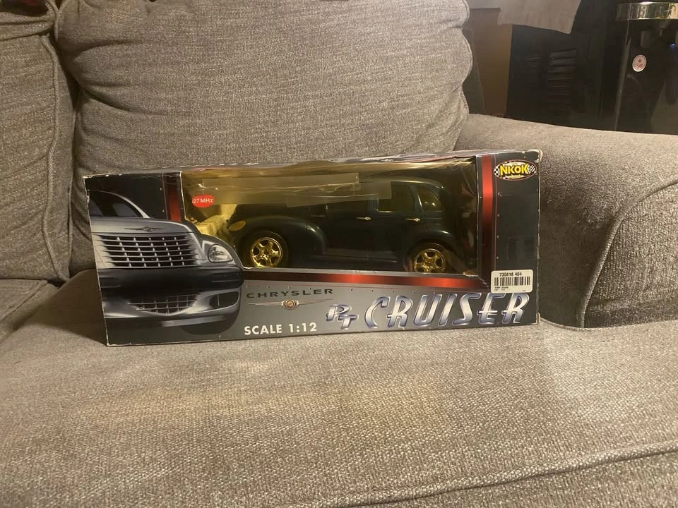 NKOK Chrysler PT Cruiser Radio Control Car 1:12 Scale - photo 3