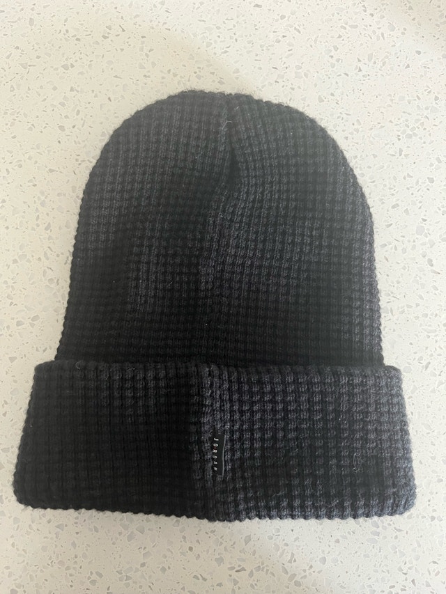 Black/Gold Jordan Beanie - photo 2