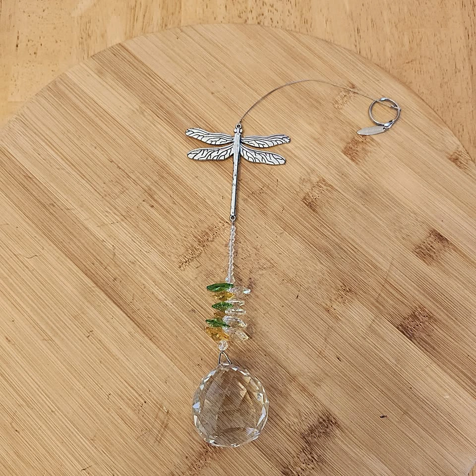 🌱 Gorgeous Dragonfly Suncatcher - photo 3