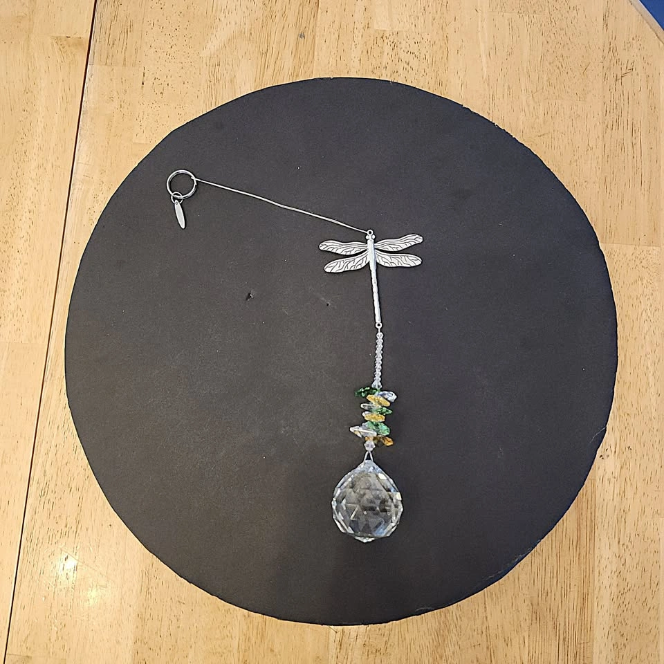 🌱 Gorgeous Dragonfly Suncatcher - photo 4