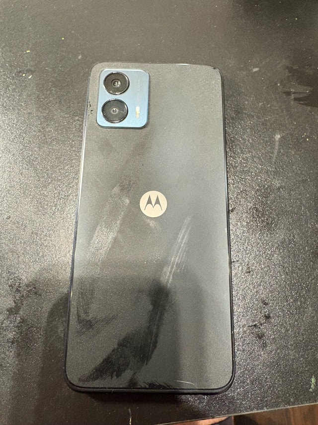 Motorola phone 64gb