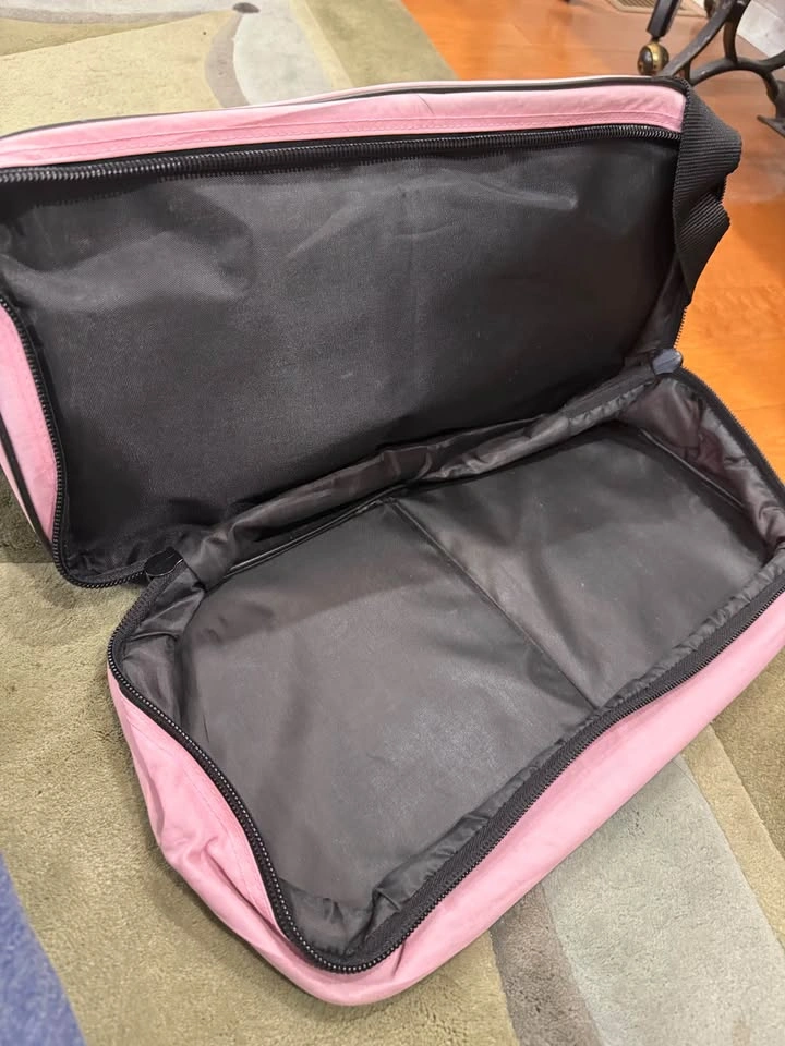 Pink Duffel Bag w Shoulder Strap - photo 3