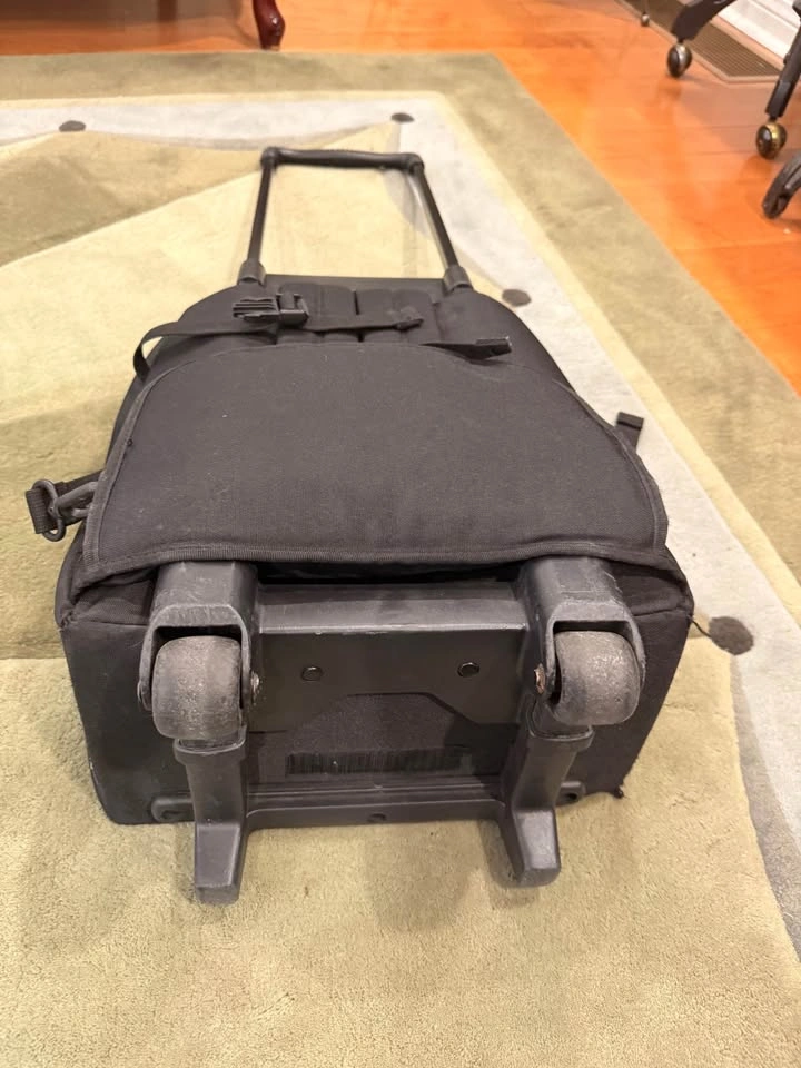 Black Rolling Backpack Eddie Bauer - photo 2