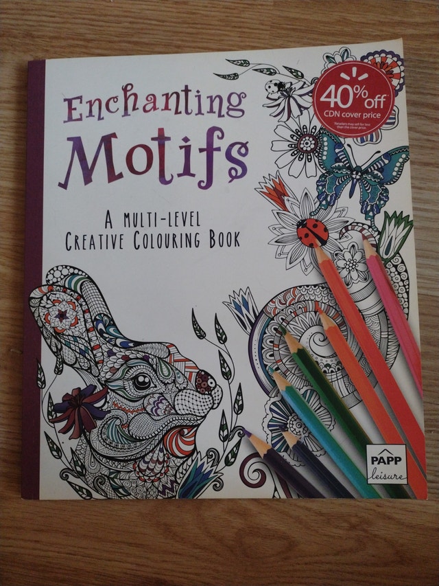 🌱 Colouring book with detailed designs for all ages